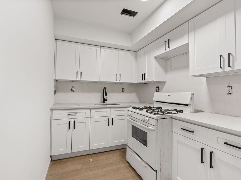 1st image of 86 Canal St #1A