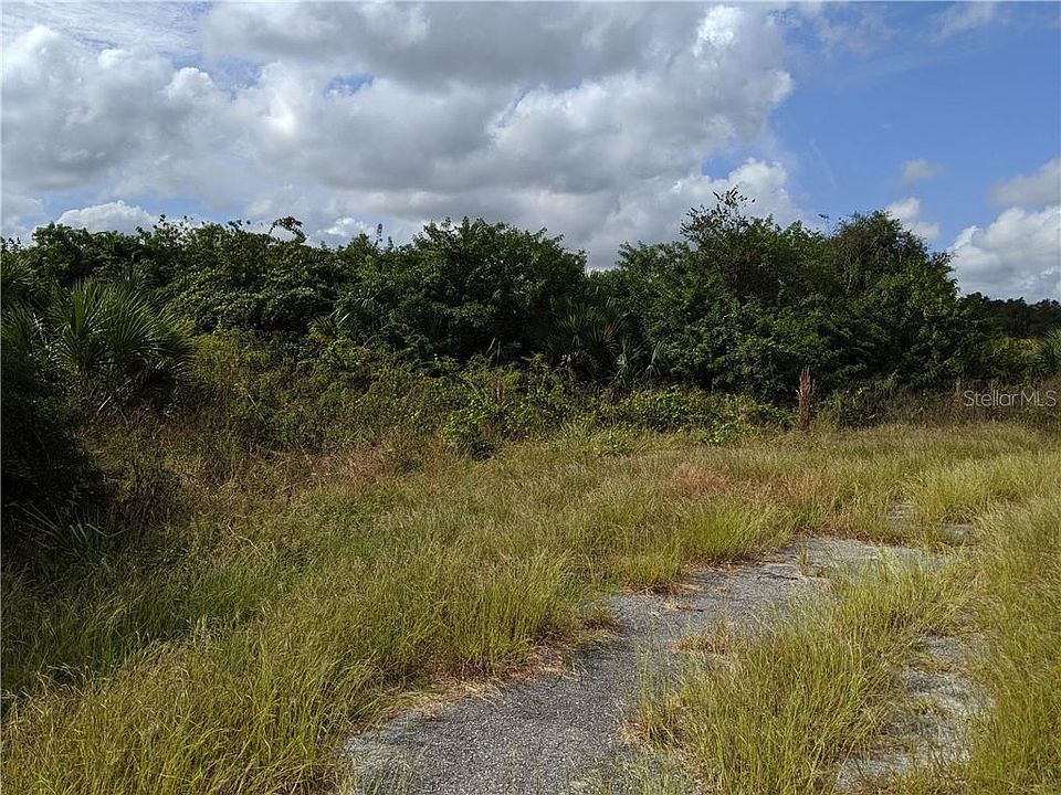 2nd image of Blackwood Cir