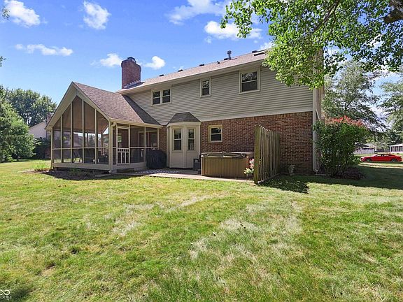 4th image of 5835 W Countryside Ct