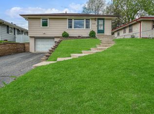 1440 8th Ave S, South Saint Paul, MN 55075