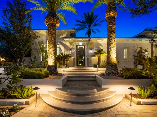 304 N Royal Ascot Dr, Las Vegas, NV 89144