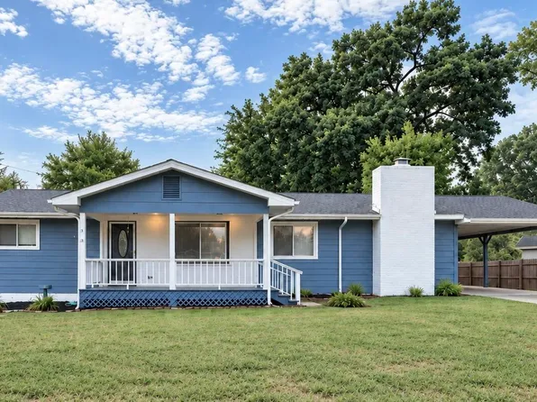 43 Lynngrove Dr, Rossville, GA 30741