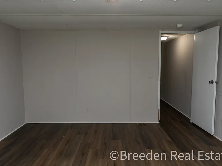 1760 Peaceful Ln — Photo 13