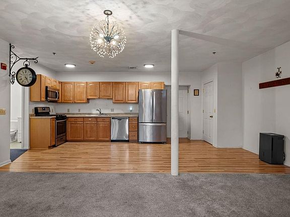 2nd image of 265 Sayles Ave Unit 7