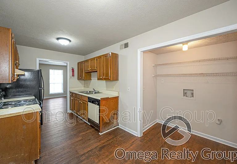 1801 Carson Rd #4 — Photo 11