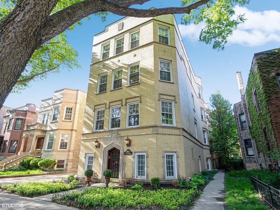 1st image of 1304 W Carmen Ave APT 2N