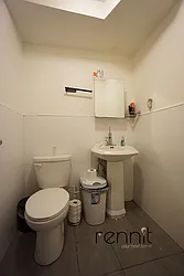 Rented by Rennit Inc.