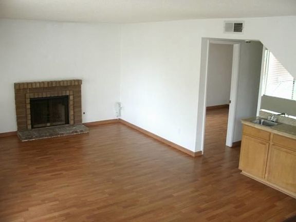 5th image of 10908 Canyon Hill Ln