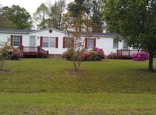 104 Pine Ridge Ct, Hampstead, NC 28443