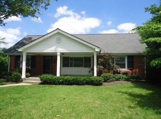 701 Berry Ln, Lexington, KY 40502