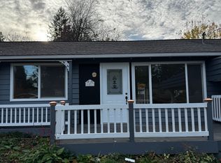 1027 165th Pl NE, Bellevue, WA 98008