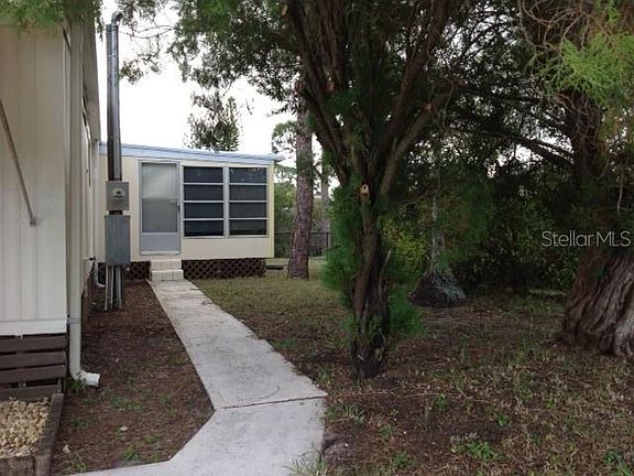 3rd image of 11237 Olive Cir