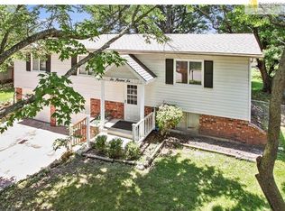 606 S Oak St, Gardner, KS 66030