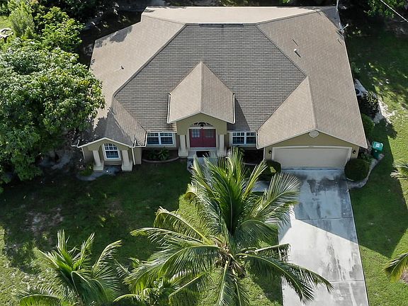 4th image of 2809 SW Shoal Ct