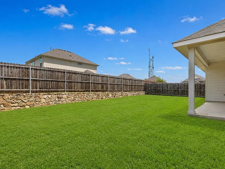 404 Vawter Dr — Photo 16