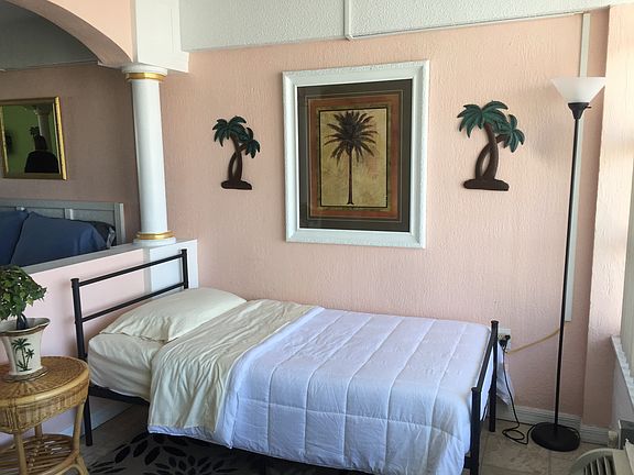 4th image of 800 N Atlantic Ave #422