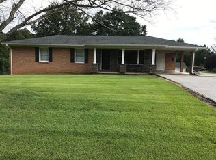 720 Pickett Post Rd, Walhalla, SC 29691