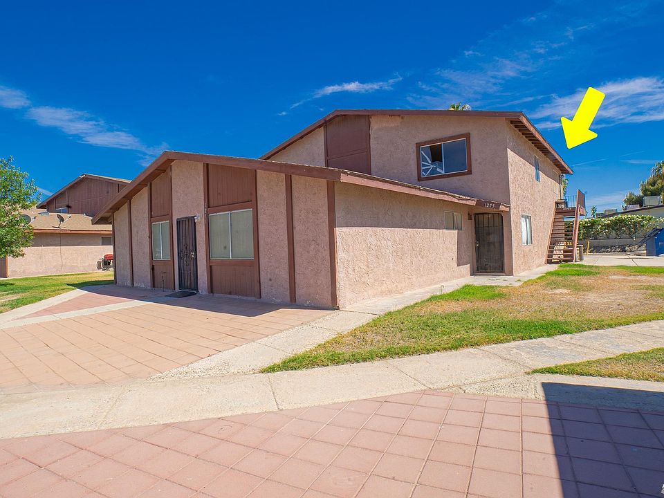 1st image of 1277 W 20th Pl