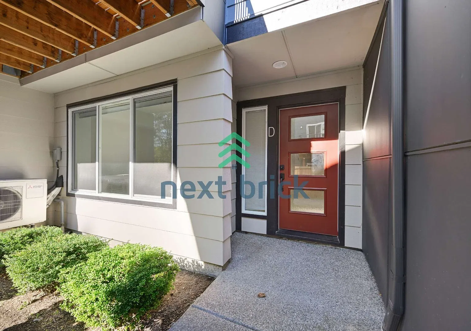 "Spacious 3-Bed, 3.5-Bath Townhouse Retreat in Bothell 1824 Sq Ft of Modern Comfort!" — Photo 1