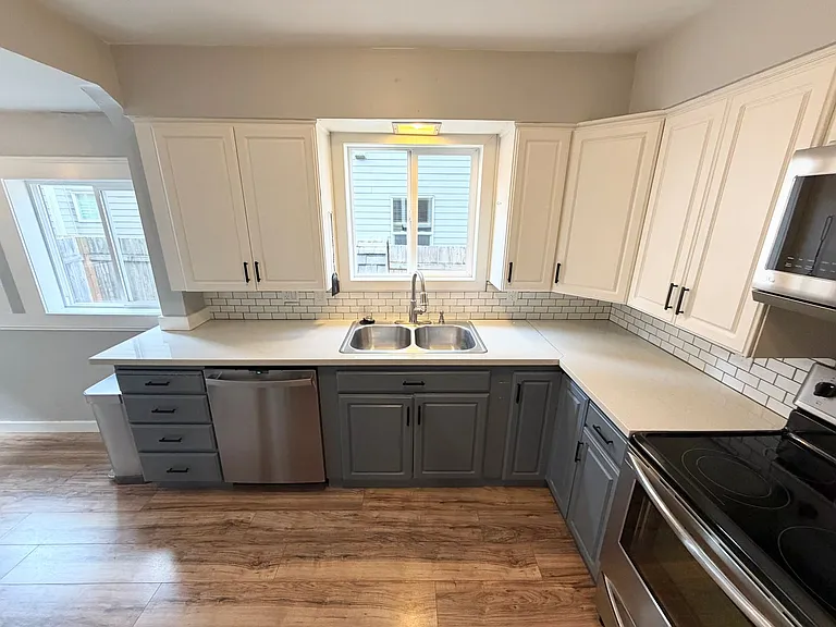 9216 N Portsmouth Ave — Photo 8