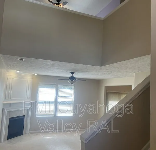 4046 Gardiner Run — Photo 3