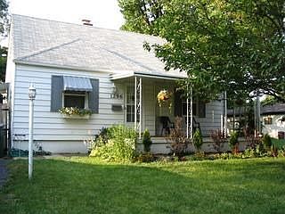 2nd image of 1296 Acton Rd