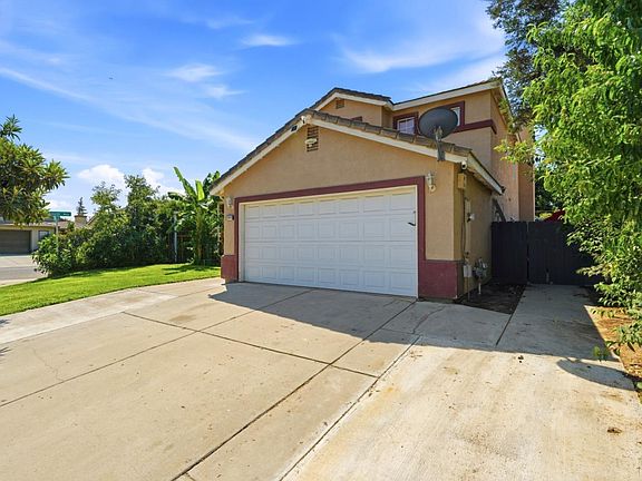4th image of 16913 Trina Ln
