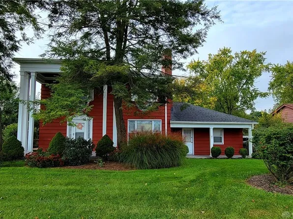 9143 N Main St, Dayton, OH 45415