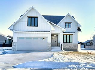 39 Williams Ave, Olds, AB T4H0H1