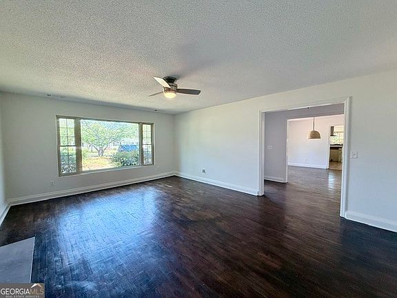 4th image of 347 S College St