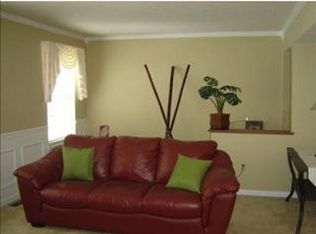 2005 Trail Side Ct, Jeannette, PA 15644