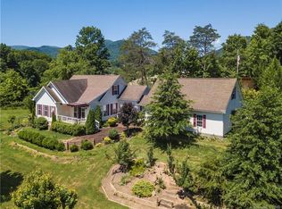 157 Dolata Ln, Waynesville, NC 28786
