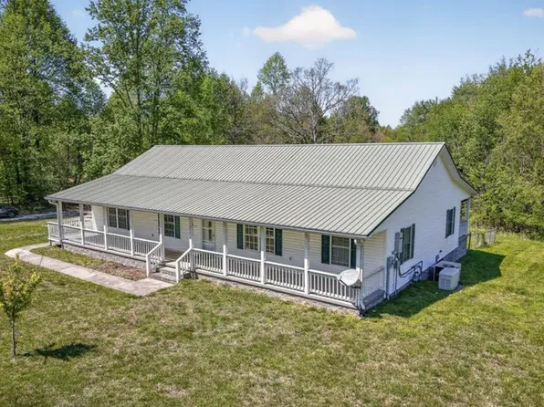 3209 Coal Bank Rd, Sparta, TN 38583