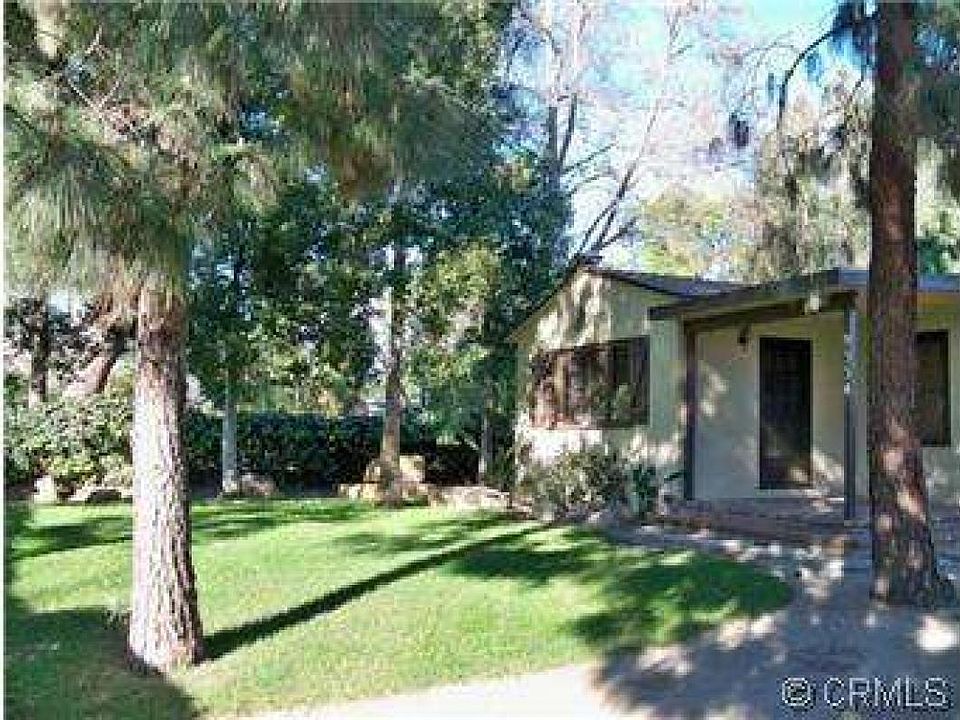 1st image of 9334 Lemona Ave