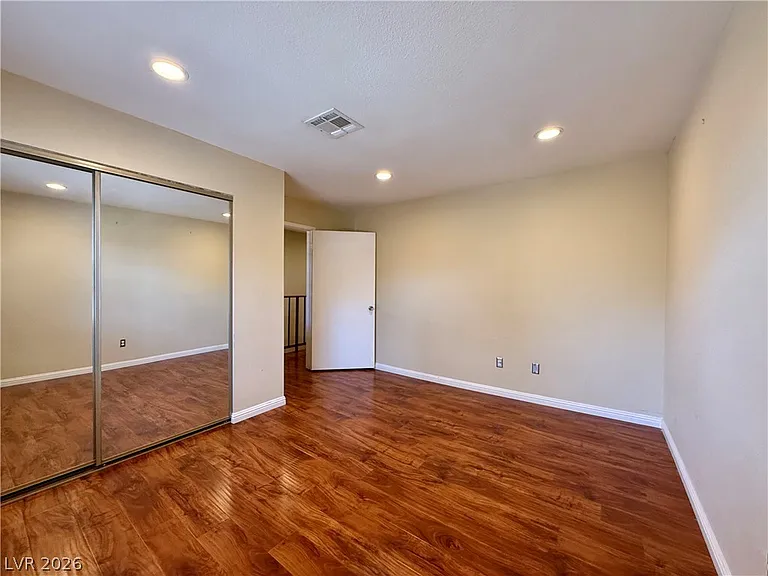 5923 Laredo St — Photo 32