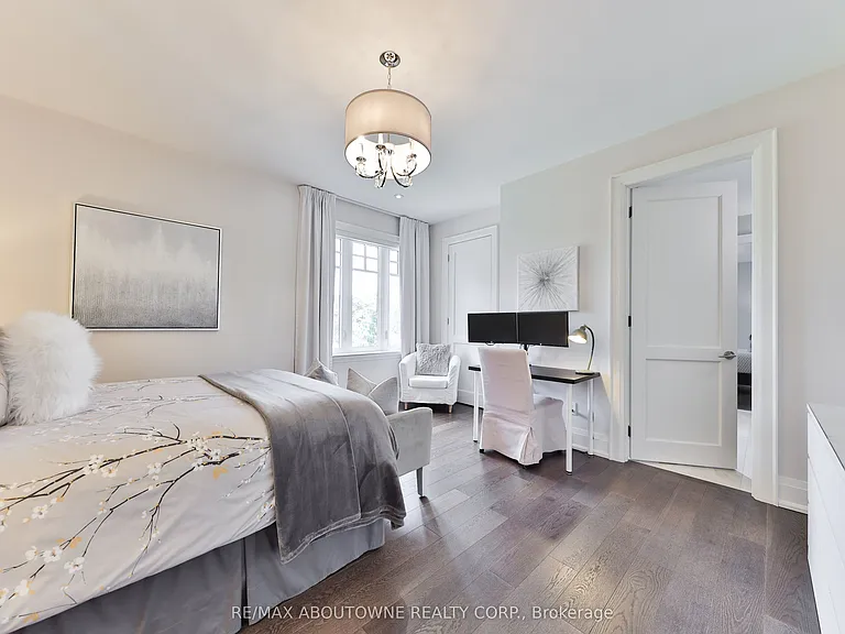408 Saville Cres — Photo 29