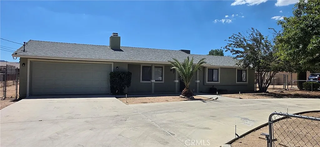 3 bed, 1222 sqft, $2,395 — Photo 1