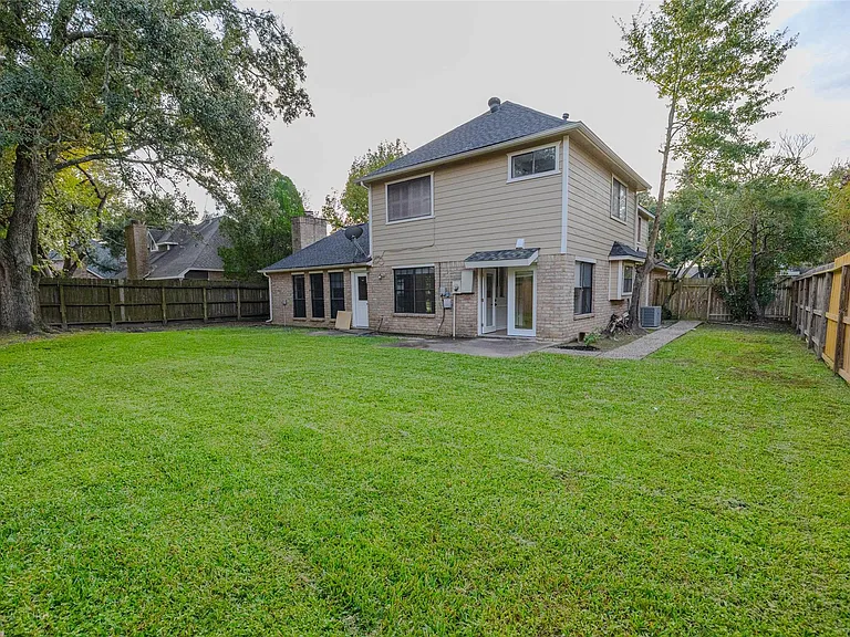 9810 Jockey Club Dr — Photo 21