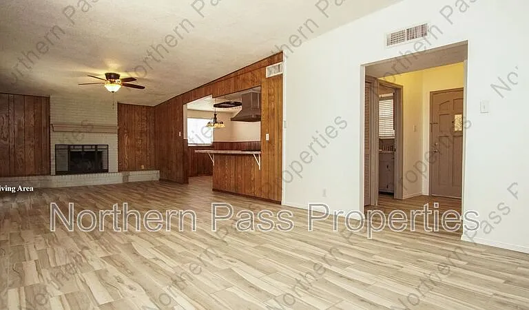 9304 Lait Dr — Photo 12