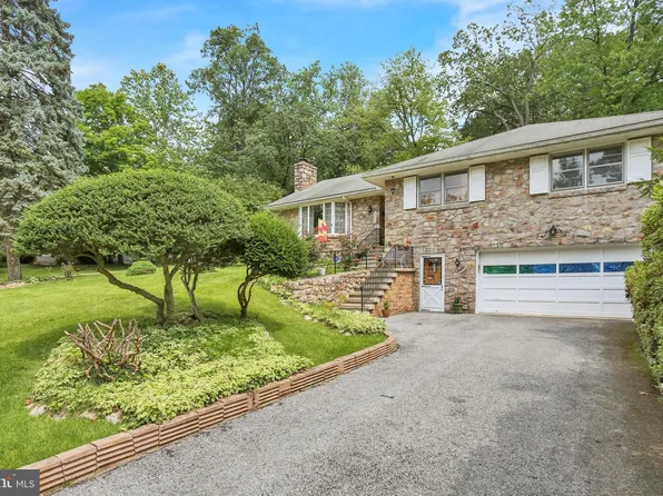 1317 Lorraine Rd, Reading, PA 19604