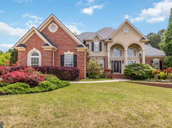 5 Whipporwill Dr, Oxford, GA 30054