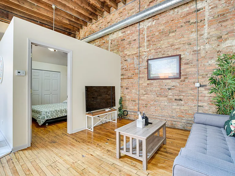 1503 S Michigan Ave #2 — Photo 11