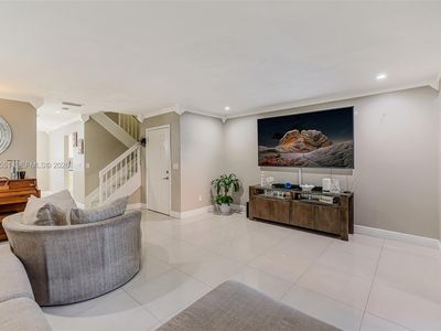 6410 W 27th Ln APT 101-19, Hialeah, FL, 33016