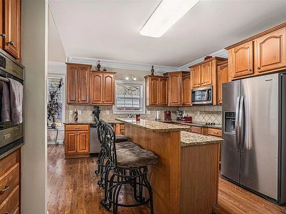 2nd image of 144 Tapestry Dr