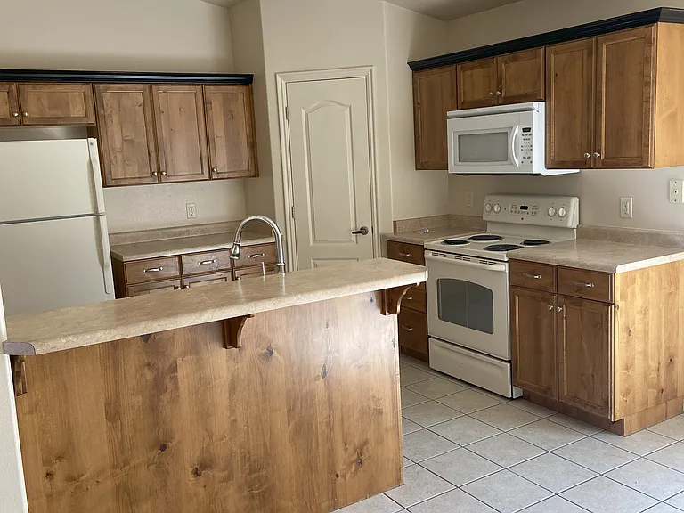 2179 W 1610 N — Photo 11