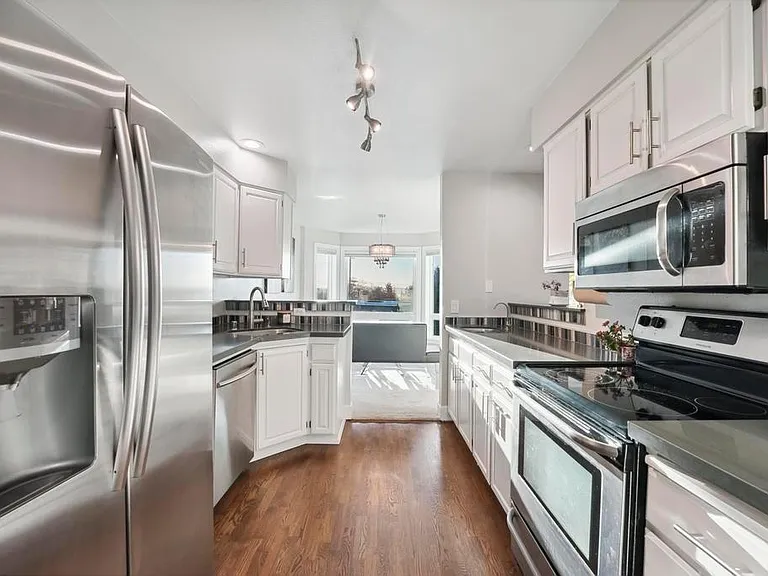 10834 NE 68th St #B6 — Photo 9