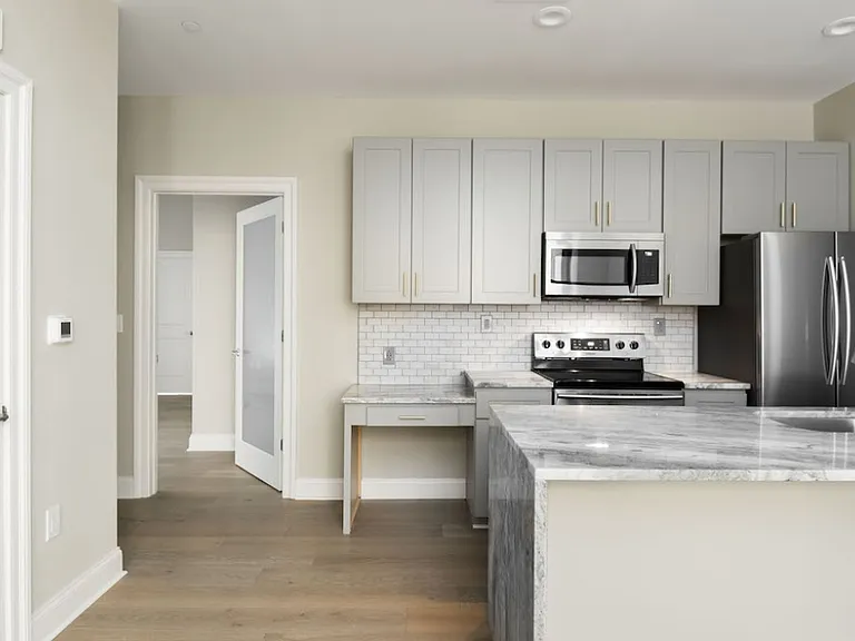 1411 Walnut Street — Photo 3