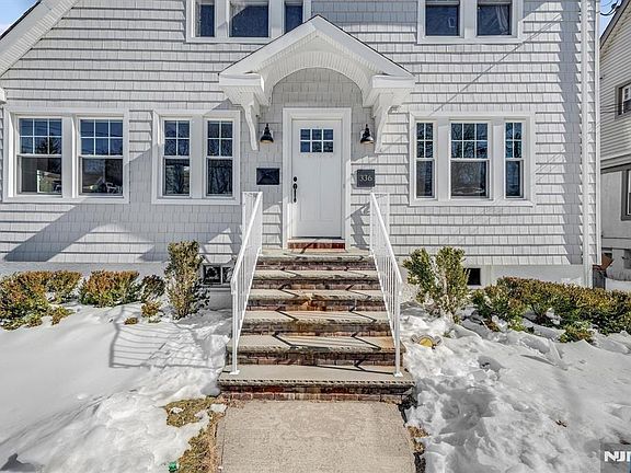 3rd image of 336 Demarest Ave