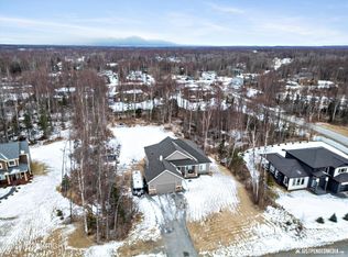 7658 E Wolf Creek Rd, Wasilla, AK 99654