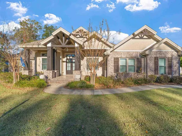 2018 Rambling Oaks Dr, Cantonment, FL 32533